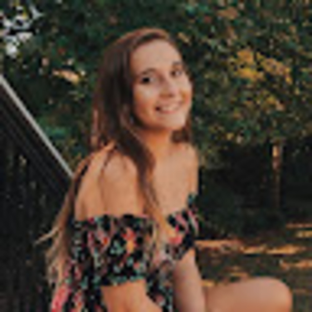 Meet your Posher, Maya